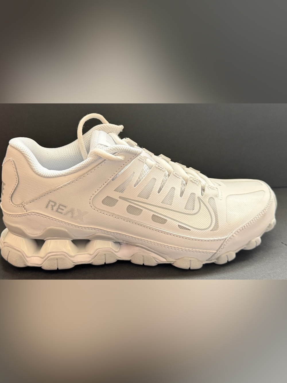Nike Reax 8 TR Mesh White Pure Platinum Women's Size 7.5 IO2400-102 New No Lid
